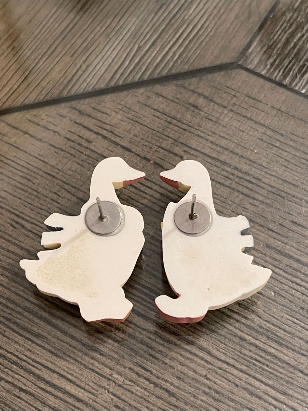 Vintage 1980s or 1990s Country-Style Goose Earrings Porch Goose Silly Goose - Picture 4 of 16